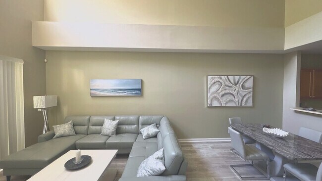 Foto del edificio - 8162 Mulligan Cir