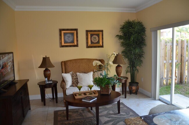 Foto del edificio - 17832 NW 59TH Ave