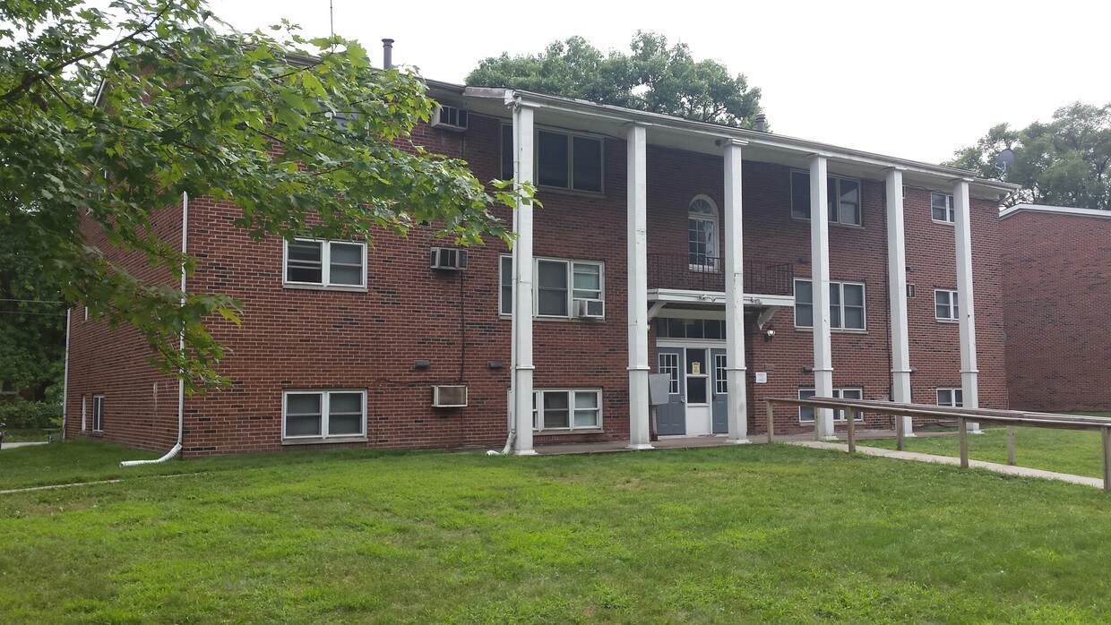 Building Photo - 6728 Dale Ave