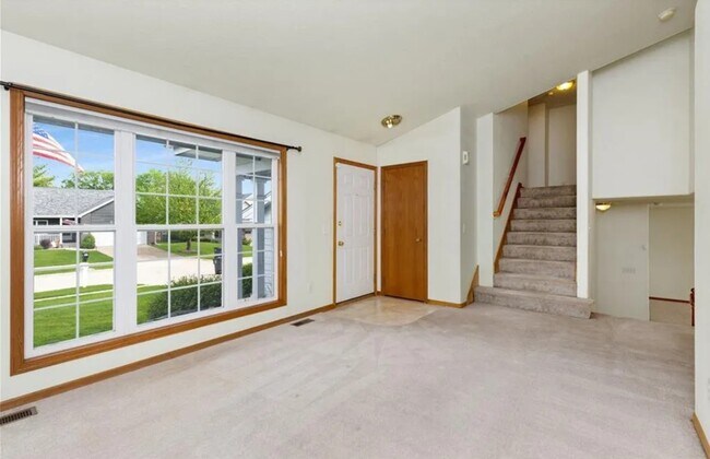 Foto del edificio - 2412 Emma Ave