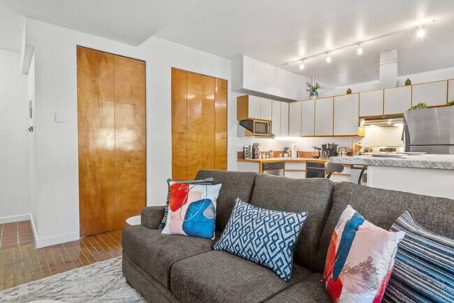 Foto del edificio - 309 Vine St