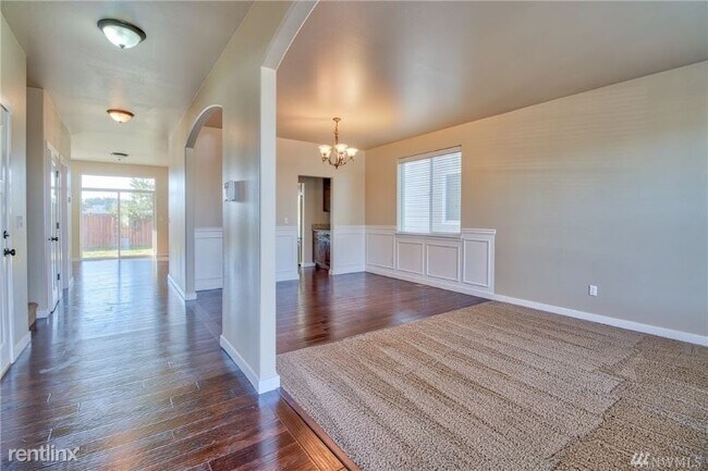 Building Photo - 4 br, 2.5 bath House - 14855 91st Ave SE