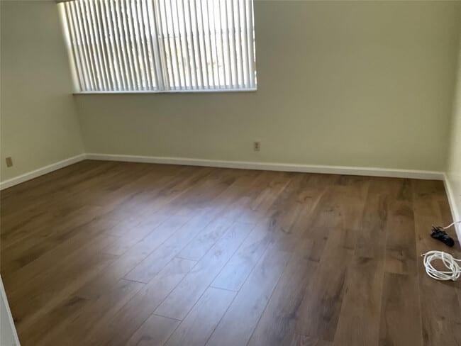 Building Photo - 3363 Spanish Moss Terrace