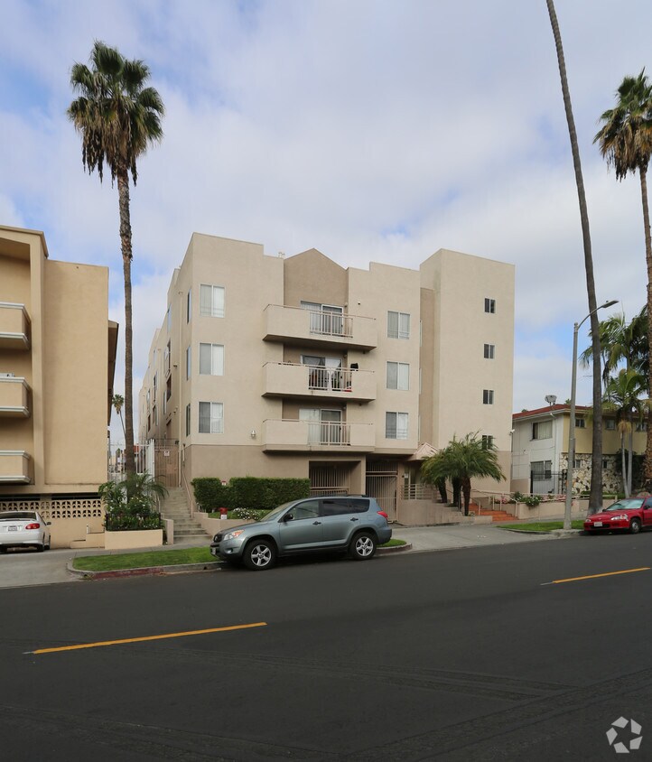 Building Photo - 515 S Alexandria Ave