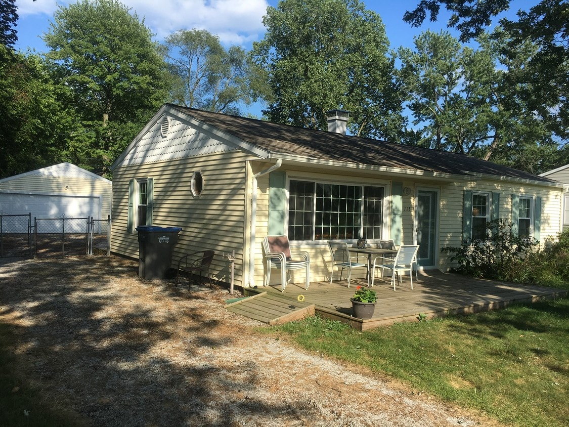 115 N Eagle St, New Buffalo, MI 49117 House Rental in New Buffalo, MI