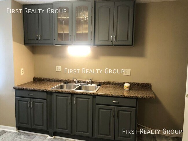 Foto del edificio - 330 Verona Rd