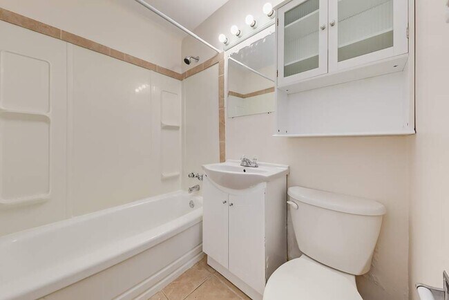 Photo du bâtiment - Rosewood Manor