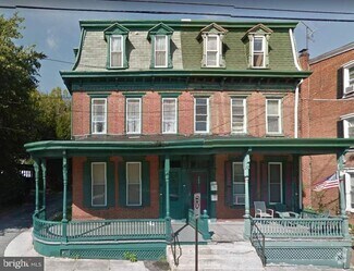 Building Photo - 310 S Market St