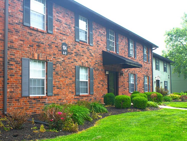 Building Photo - Pavilion Lakes Apartments