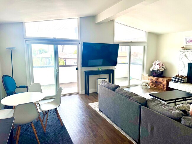 Foto del edificio - 1606 W 22nd St