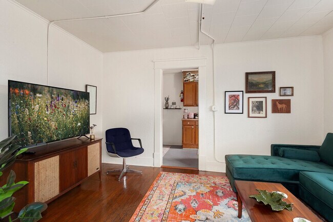 Foto del edificio - 110 W Meadow St