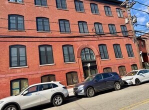 Building Photo - 38 Mill St