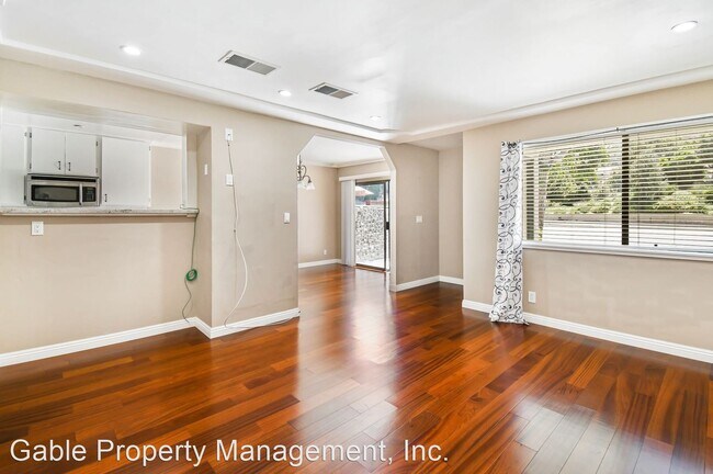 Building Photo - 3 br, 2.5 bath House - 23554 NEWHALL AVE. #3