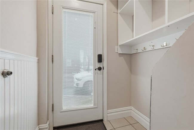 Photo - 116 S 17th Street Unit 2 Apartment