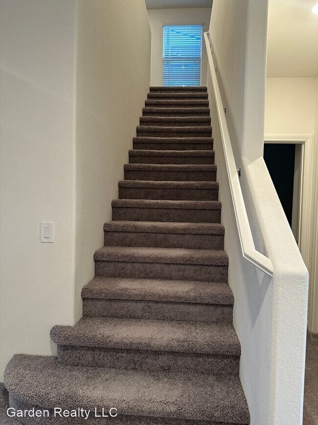 Foto del edificio - 5 br, 3 bath House - 6948 Wildhorse Creek St