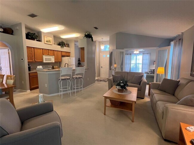 Foto del edificio - 18030 Webster Grove Dr