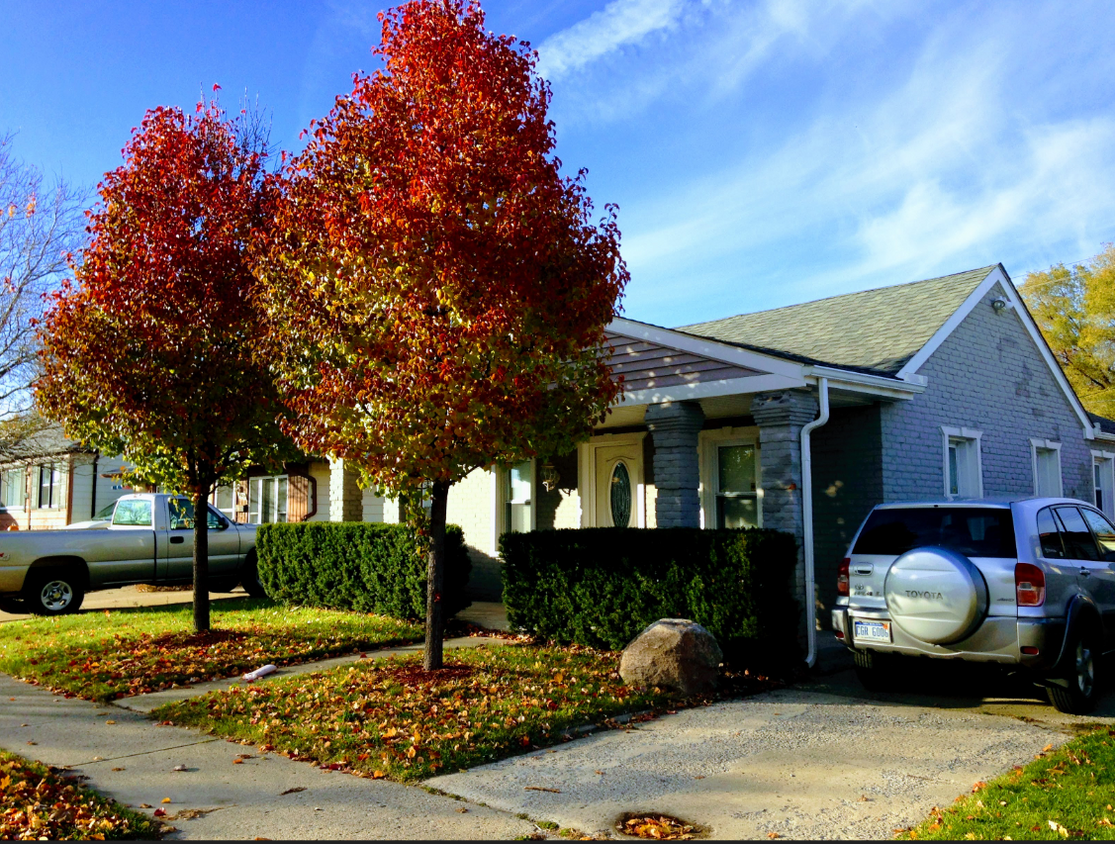 Primary Photo - 891 E Guthrie Ave