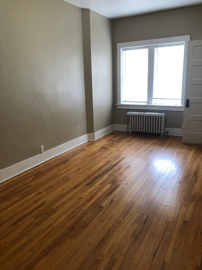 Foto del edificio - 841 18th Ave