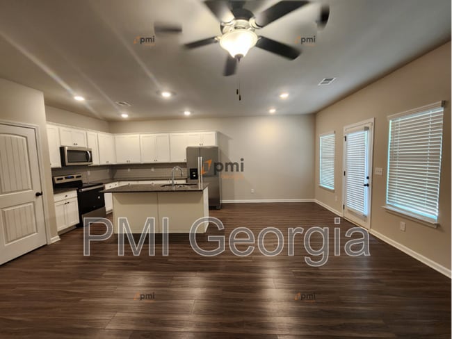 Building Photo - 315 Skipjack Ct