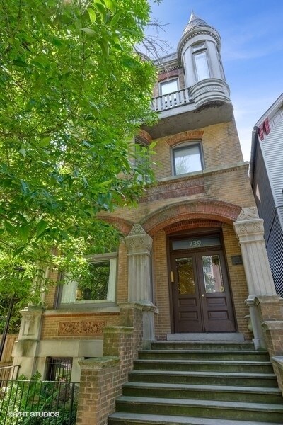 Front Building - 739 W Melrose St