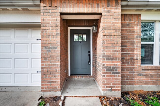 Foto del edificio - 20610 Moonrise River Ln