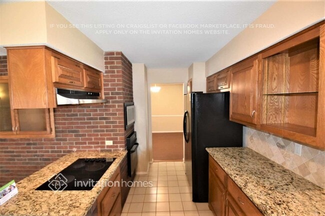Building Photo - 105 Creek Courts Dr