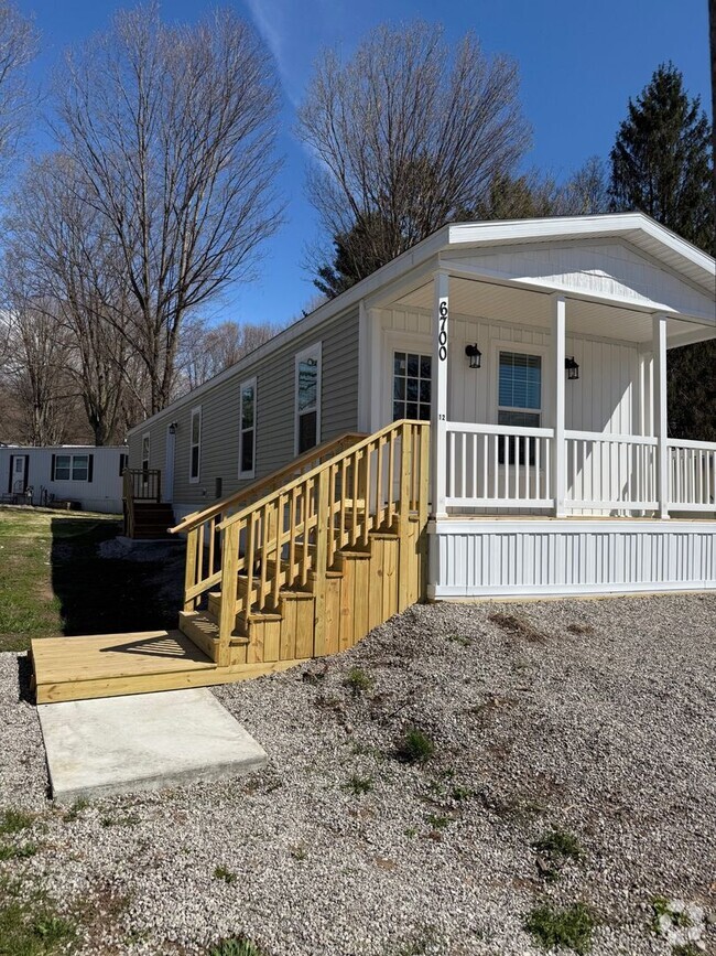 Building Photo - 6700 Spruce Dr