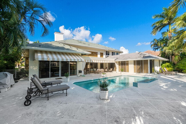 Building Photo - 480 E Alexander Palm Rd