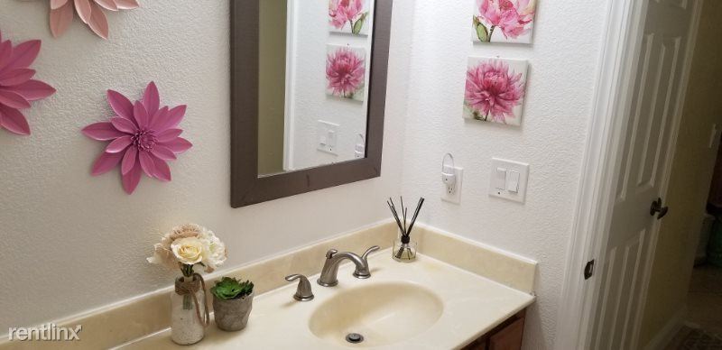 Foto del edificio - 1 br, 1 bath House - 2702 Darknell Way