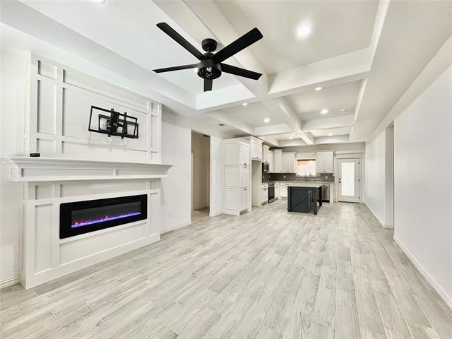 Foto del edificio - 5609 San Jacinto Dr
