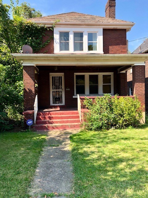 Foto del edificio - 3459 Beechwood Blvd