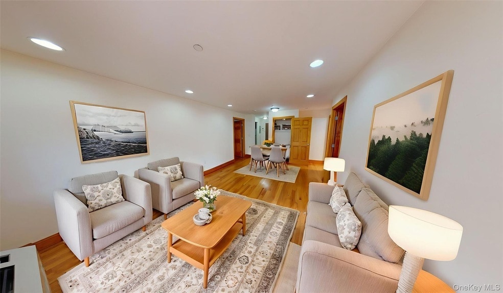 Photo - 84-14 143rd Street Unit 3F