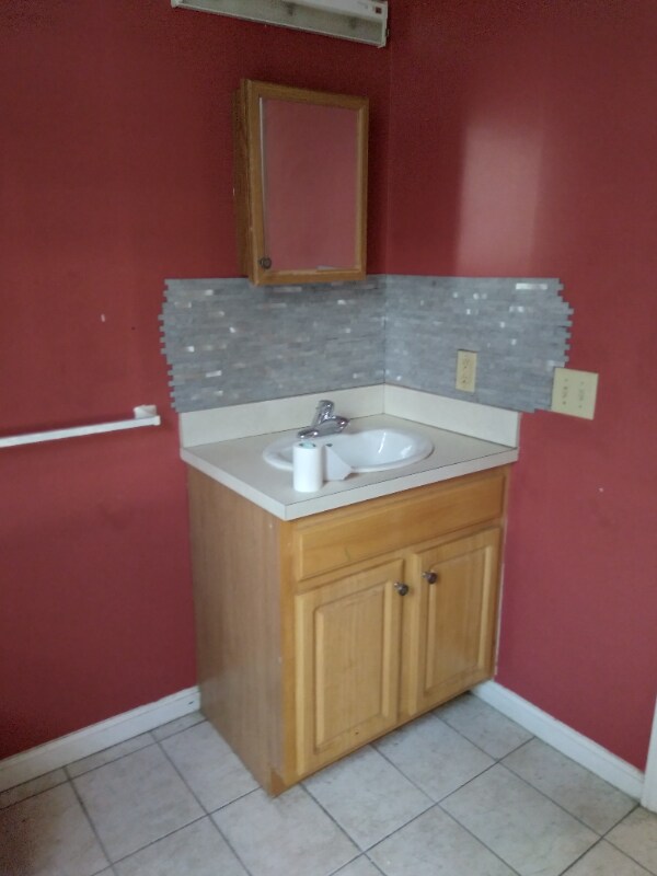 29b Edgewood St Unit 1 fl, Hartford, CT 06112 Apartment for Rent in Hartford, CT