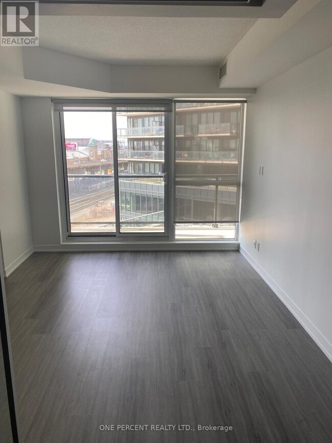 Building Photo - 49 E Liberty St