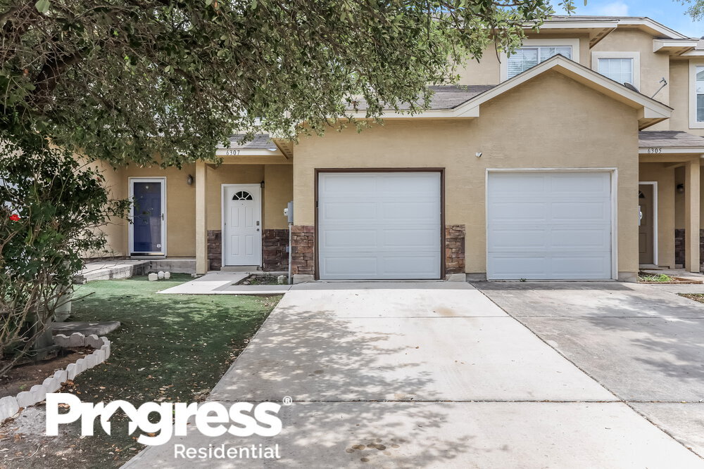 Primary Photo - 6307 Aspen Hl