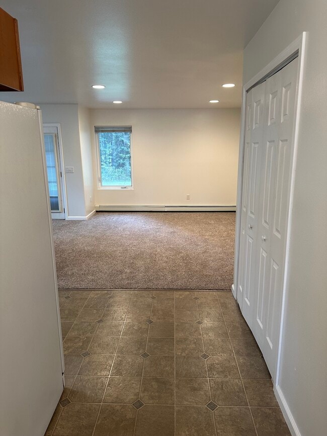 Entry to living room - 3887 Blessing Ave