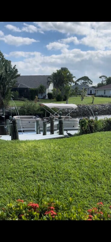 Building Photo - 15160 Riverbend Blvd