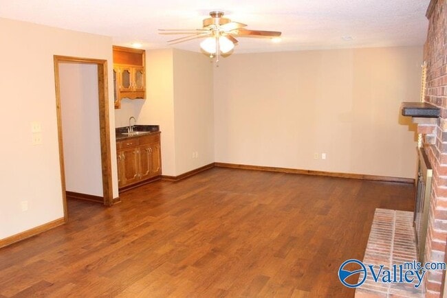 Building Photo - 141 Wedgewood Terrace Rd