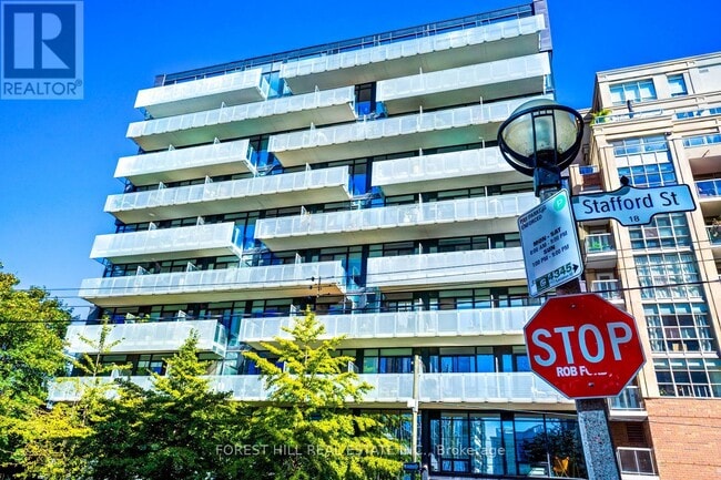 Building Photo - 25 Stafford St