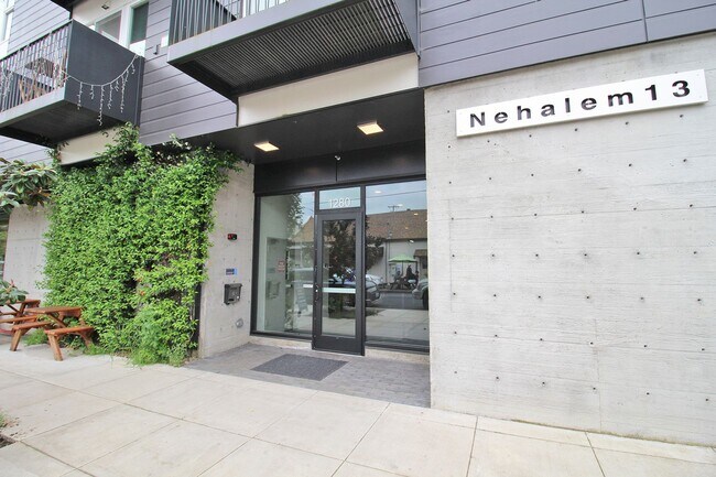 Foto del edificio - 1280 SE Nehalem St