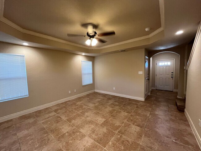 Building Photo - 13903 Annas Way #101, San Antonio, TX. 78233