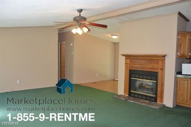 Building Photo - 15520 S Barton Lake Dr