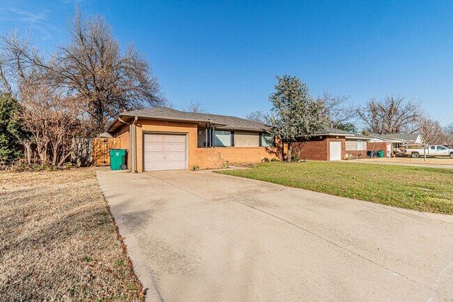 Foto del edificio - 2 Bed 2 Bath in OKC!