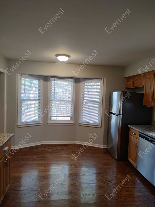 Foto del edificio - 10231 Noland Rd