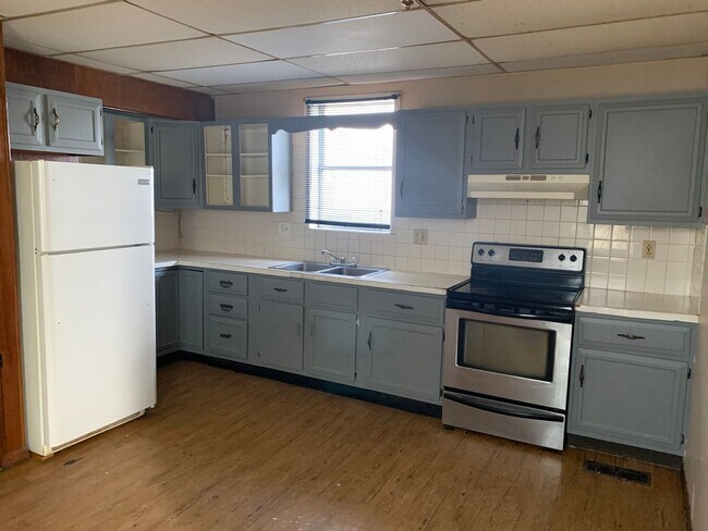 Foto del edificio - 2 bedroom 1 bath house