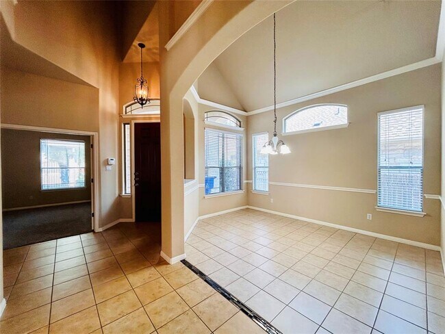 Foto del edificio - 2501 Farleigh Ln