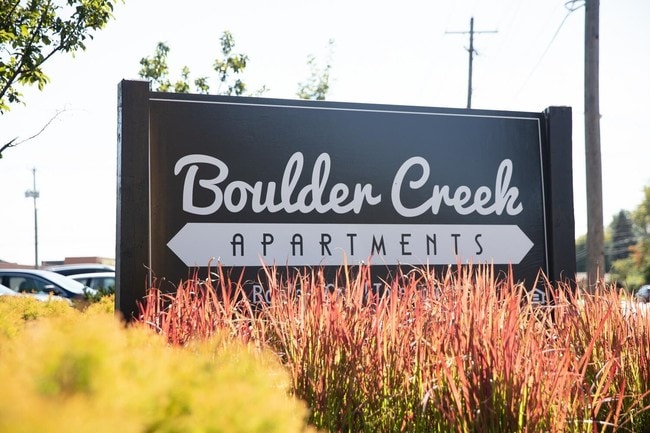Foto del edificio - Boulder Creek Apartments