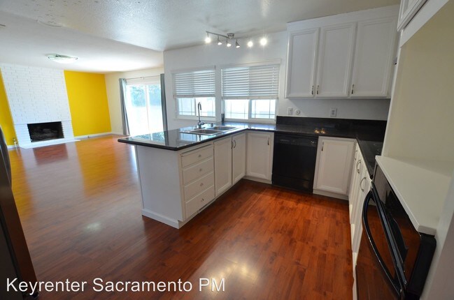 Building Photo - 4 br, 2 bath House - 4924 Olive Oak Way