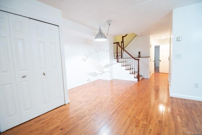 Foto del edificio - 114 W 117th St