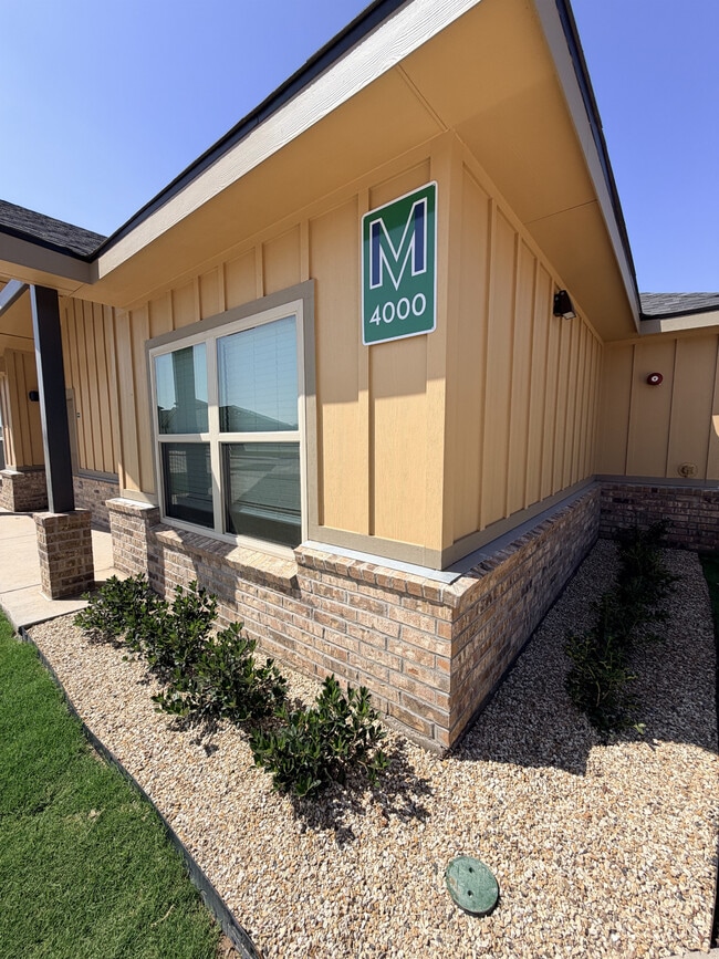 Foto del edificio - Monterey Villas